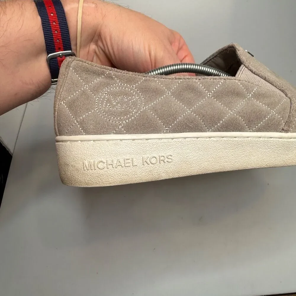 Michael Kors Women’s 10 M Gray Suede Slip‑On Sneakers  HX18U
